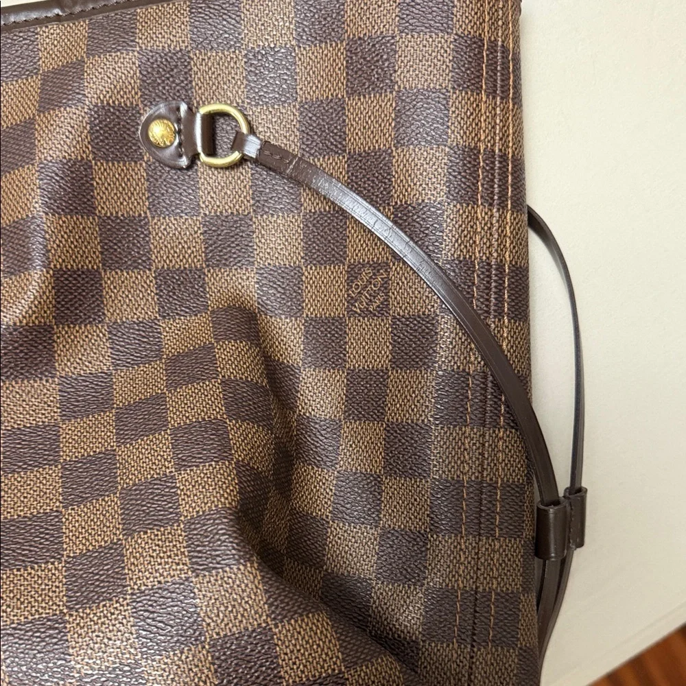 Louis Vuitton Neverfull GM - Picture 6 of 16
